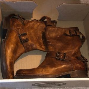 frye brown combat boots
